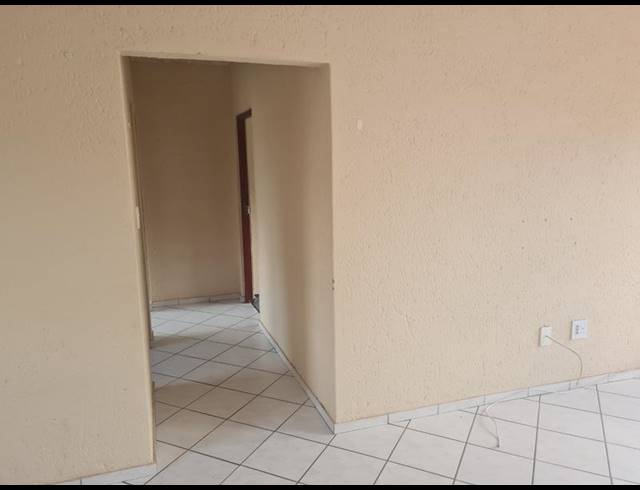 2 BEDROOM APARTMENT FOR SALE IN GROBLERPARK EXT